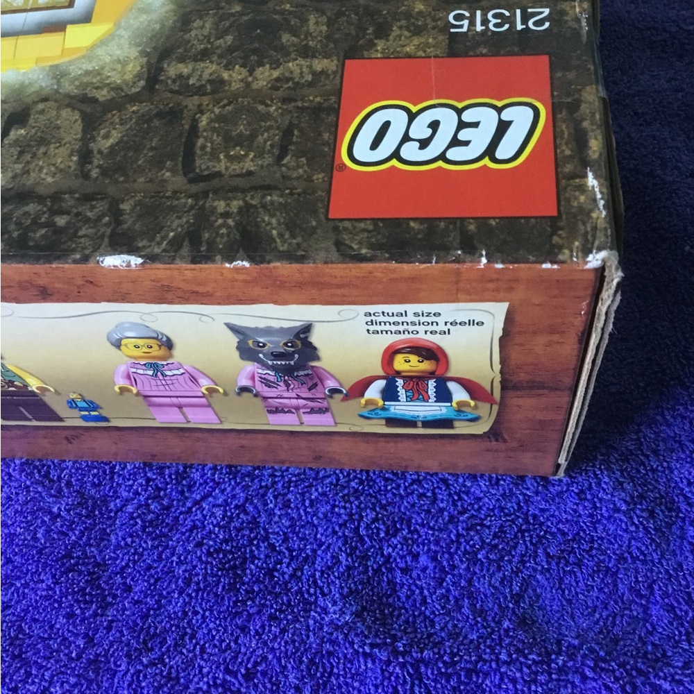 Lego Ideas Once Upon a Brick 21315 NISB w/ Scuffs Dents Creases - Picture 12 of 16